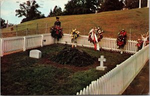 Grave of JFK Arlinton National Cemetery VA Chrome 4c Red Lincoln Stamp Postcard 