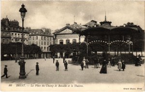 CPA BREST La Place du Champ de Bataille et le Theatre (1295149)