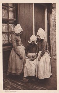 Netherlands Volendam Local Girls In Traditional Costume