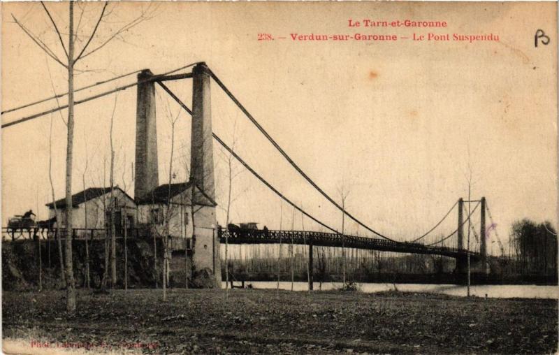 CPA VERDUN-sur-Garonne Le Pont Suspendu (614873)