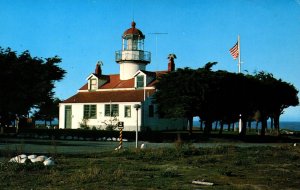 USA The Oldest American Lighthouse Point Pinos Pacific Grove California 09.84