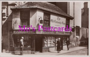 London Postcard - The Old Curiosity Shop, Real Photo  HM322