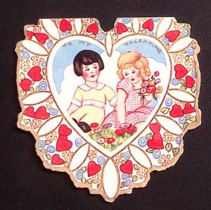 1930s VALENTINES DAY DIE CUT CARD BOY GIRL GINGHAM DRESS FLOWERS FOLD OUT  Z530