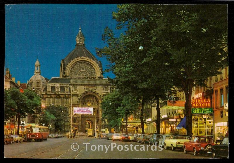 Antwerp - De Keyser Avenue and Central Station at night