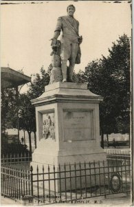 CPA Pau Statue d'Henri IV FRANCE (1124131)