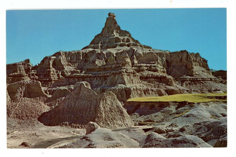 SD - Badlands Nat'l Monument, Battleship Butte