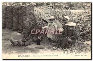 Postcard Old Forest Folklore Sologne Chrbonnier and his family in the forest TOP