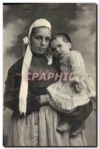 Postcard Folklore Old Woman and child Loctudy surroundings Pont L & # 39Abbe