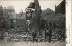 CPA Guerre Military ALBERT Maison en ruines (807059)