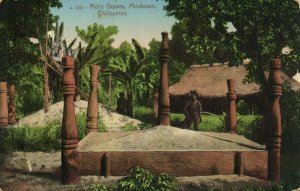 PC PHILIPPINES, MORO GRAVES, MINDANAO, Vintage Postcard (B39853)
