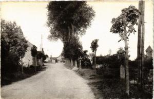 CPA St-MAURICE-sur-AVEYRON Entrée coté route de CHATILLON-COLIGNY (608258)