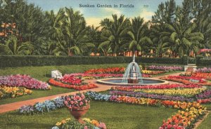 Vintage Postcard 1930's Sunken Garden Colorful Flowers Fountain in Florida FL