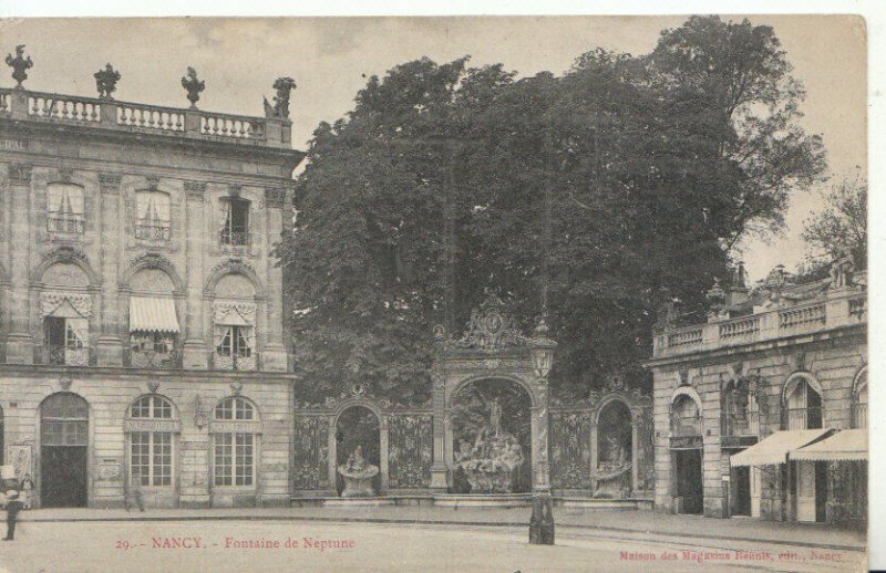 France Postcard - Nancy - Fontaine De Neptune - Ref TZ1521