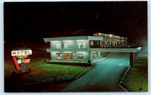 BRIDGEPORT, WV West Virginia ~ Roadside TOWNE HOUSE MOTOR LODGE c1950s Postcard
