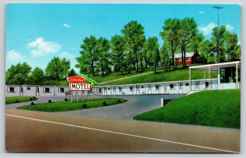 Corbin Kentucky~Suburban Motel~House Overlooks from Hillside~Tunney Hamlin~c1950