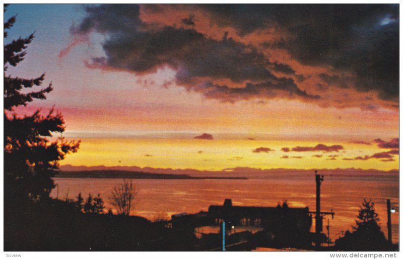 Sunset on the Staits, POWELL RIVER, British Columbia, Canada, 40-60´s