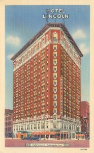 Indianapolis Indiana Hotel Lincoln Hwy 40  Linen Postcard Unused Curteich
