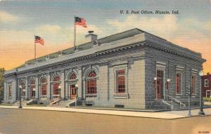 MUNCIE, IN Indiana    POST OFFICE     c1940's Curteich Linen Postcard