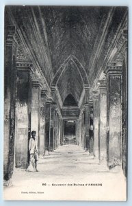 Souvenir des Ruines d'ANGKOR Angkor Wat Vietnam Postcard