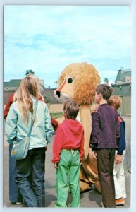 DES MOINES, Iowa IA ~ ADVENTURELAND Amusement Park LEO THE LION c1970s Postcard