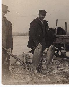 1904-1918 RPPC Fishing Fisherman Men Occupational Dock Haul Real Photo Postcard