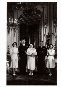 British Royal Family c1947 King George Queen Elizabeth Princesses Postcard E47