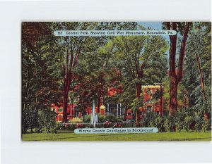 Postcard Central Park, Showing Civil War Monument, Honesdale, Pennsylvania