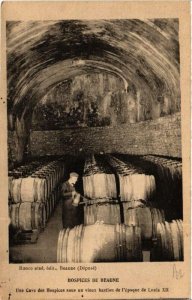 CPA Hospices de BEAUNE Une Cave des Hospices sous un vieux Bastion (611499)