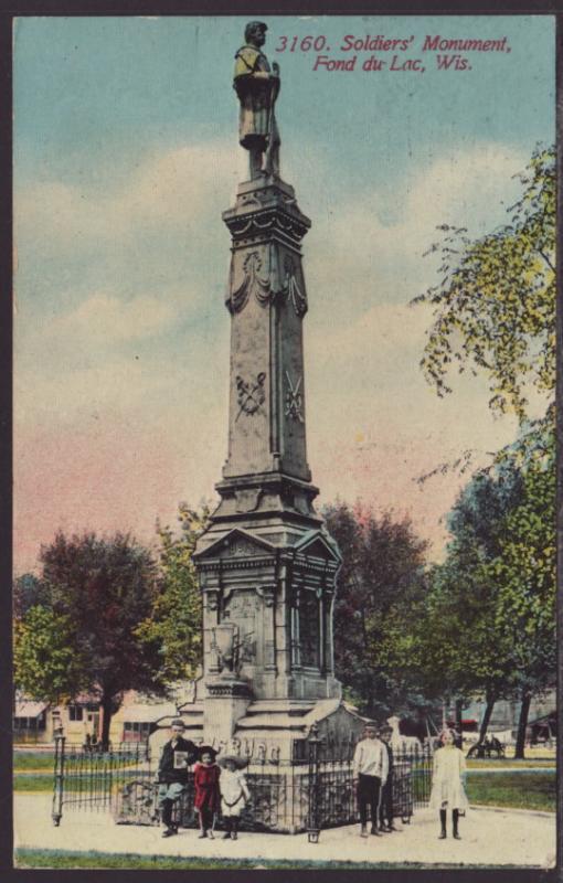 Soliders Monument,Fond Du Lac,WI Postcard