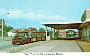 Vintage Postcard Canada Border Hiawatha Express Soo Tour Sault St. Marie MI