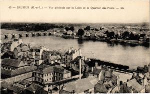 CPA SAUMUR - Vue générale sur la Loire et le Quartier des Ponts (253700)