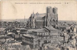B98038 guerre de 1914 cathedrale de reims incendiee  par allemands france