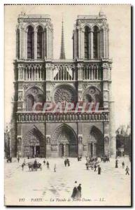 Paris - 4 - Notre Dame - Horse Drawn Carriage - Period Costume - Old Postcard