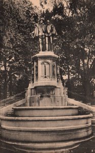 Monument en memoire des Comites d'Egmont et de Hornes,Brussels,Belgium BIN