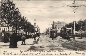 PC NEW ZEALAND, DUNEDIN LOOKING SOUTH FROM OCTAGON, Vintage Postcard (B41554)