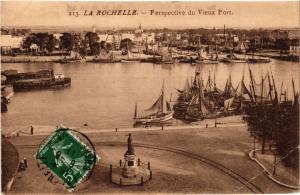 CPA La ROCHELLE - Perspective du Vieux Port (354508)