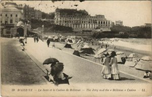 CPA Biarritz La Jetee et le Casino de Bellevue FRANCE (1127082)