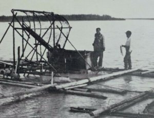 Vintage Fishwheels on the Yukon River, Fort Yukon, Alaska Postcard P47 