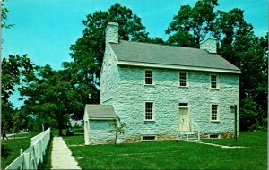 Shakertown Farm Deacon's Shop Pleasant Hill Kentucky KY UNP Vtg Chrome Postcard 