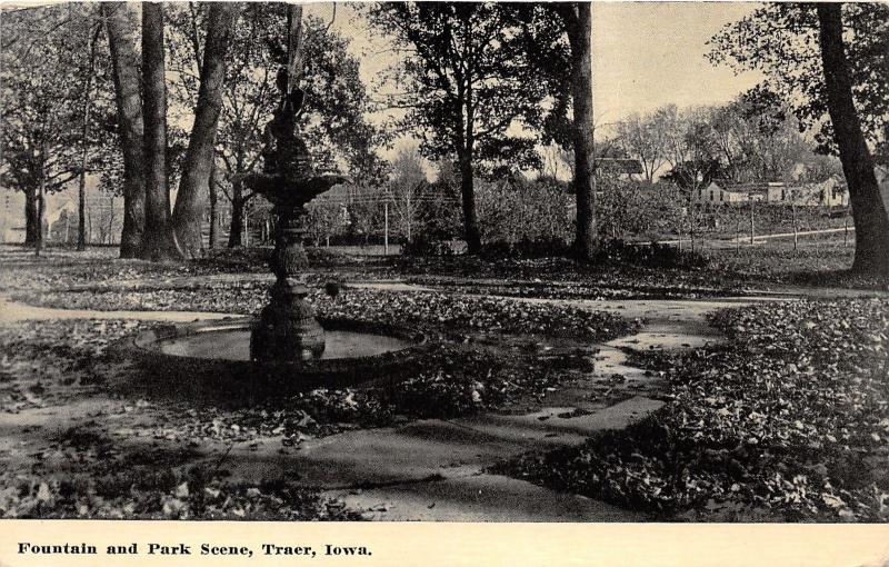 Traer Iowa~Fountain & Park Scene~Shaded by Trees~Houses in Distance~1917 B&W Pc