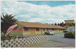 Exterior, Golden Arrow Motel, Okanagan Falls, B.C.,  Canada, 40-60s