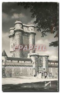 Modern Postcard Images of France Le Chateau de Vincennes and Le Chatelet Dungeon