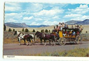 Vintage Postcard Stagecoack Roosevelt Lodge Yellowstone National Park   # 2674