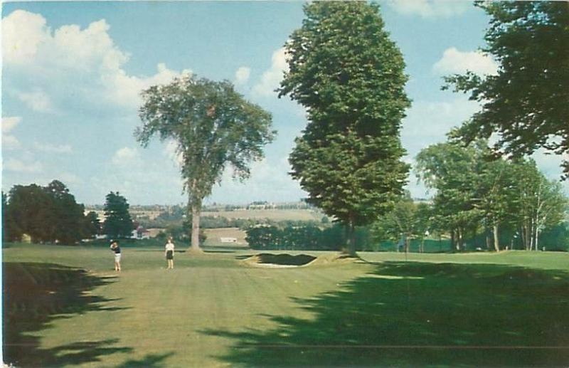 New York, Malone Country Club Golf Course (Malone Golf Club) 10th Green Postcard