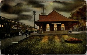 Postcard OH Bellevue Lake Shore & Michigan Southern Railway Station ~1910 M73