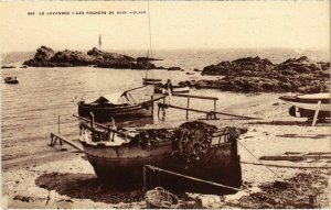 CPA Le LAVANDOU - Les Rochers de Sain Clair (106680)