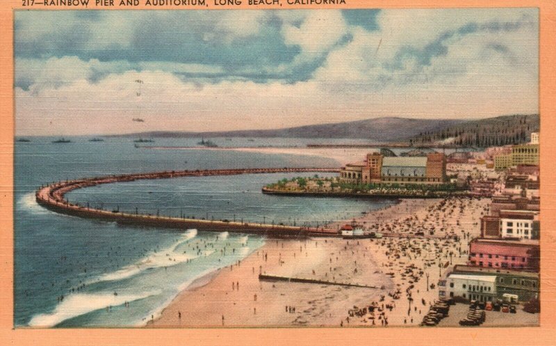 Vintage Postcard 1942 Rainbow Pier & Auditorium Long Beach CA California