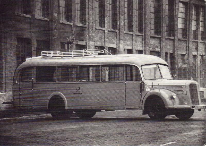 DEUTSCHE POST BUS MERCEDES DAIMLER BENZ O 5000 postcard