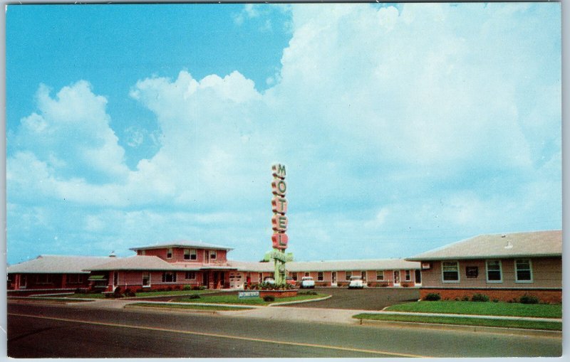 c1960s Minneapolis MN Boulevard Motel Postcard Southdale Loop Mid-Century Modern