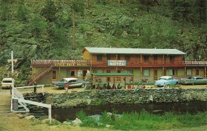 Estes Park CO Stock - Dale Motel Old Cars Postcard